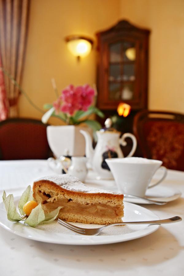 Rhön Hotel Waldcafé St. Georg Staatsbad Brückenau Extérieur photo